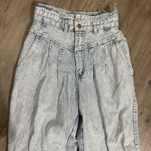 Vtg 80s Gitano Express High Waited Pinstripe Pleated Tapered Crop Jeans Sz 9/10 - Picture 2 of 11